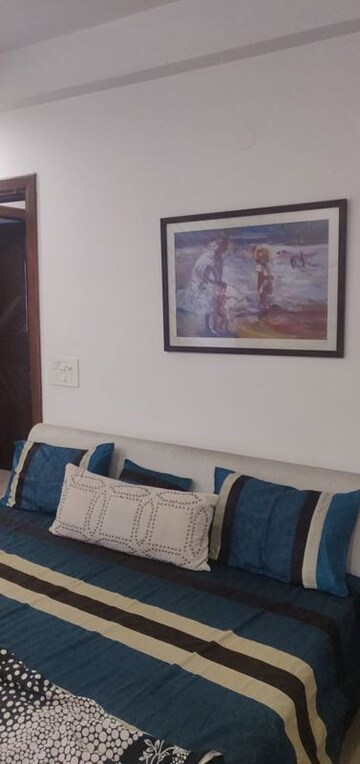 Bedroom in 3 BHK Builder Floor at Safdarjung Enclave – for Rent