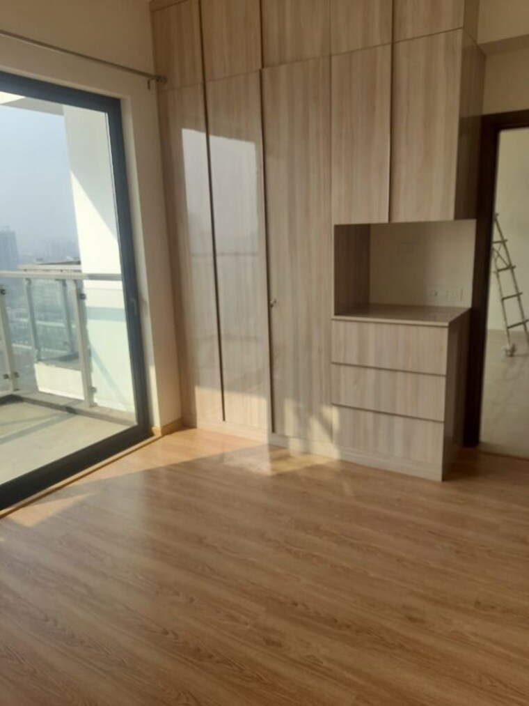Room, m3m-latitude 3.5 Bedroom 2450 Sq.Ft. Apartment In Sector 65 Gurgaon 9787277