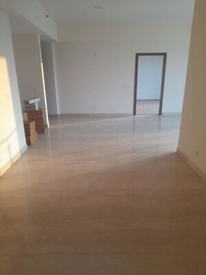 Room in 3.5 BHK Apartment at M3M Latitude, Sector 65 – for Sale