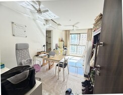 1 BHK + Pooja Room Apartment For Rent in Hiranandani Regent Hill