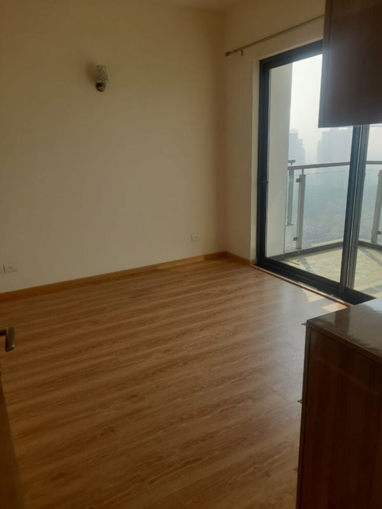 Room, m3m-latitude 4 Bedroom 3000 Sq.Ft. Apartment In Sector 65 Gurgaon 9787302