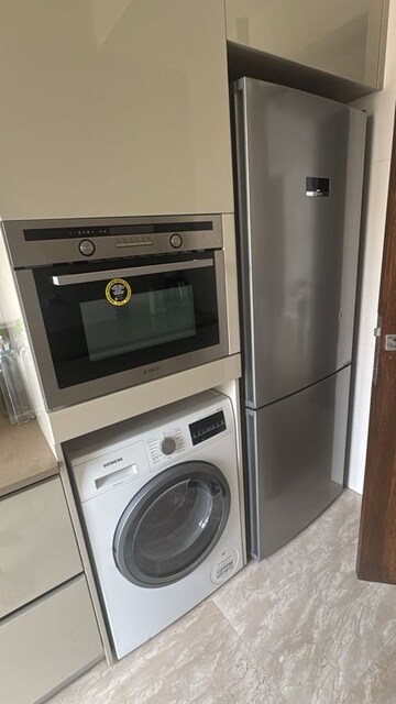 Furnished Amenities in 2 BHK Apartment at Hiranandani Castle Rock, Powai – for Rent