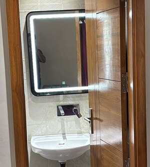 Bathroom in 1 BHK Builder Floor at Lajpat Nagar 4 – for Rent