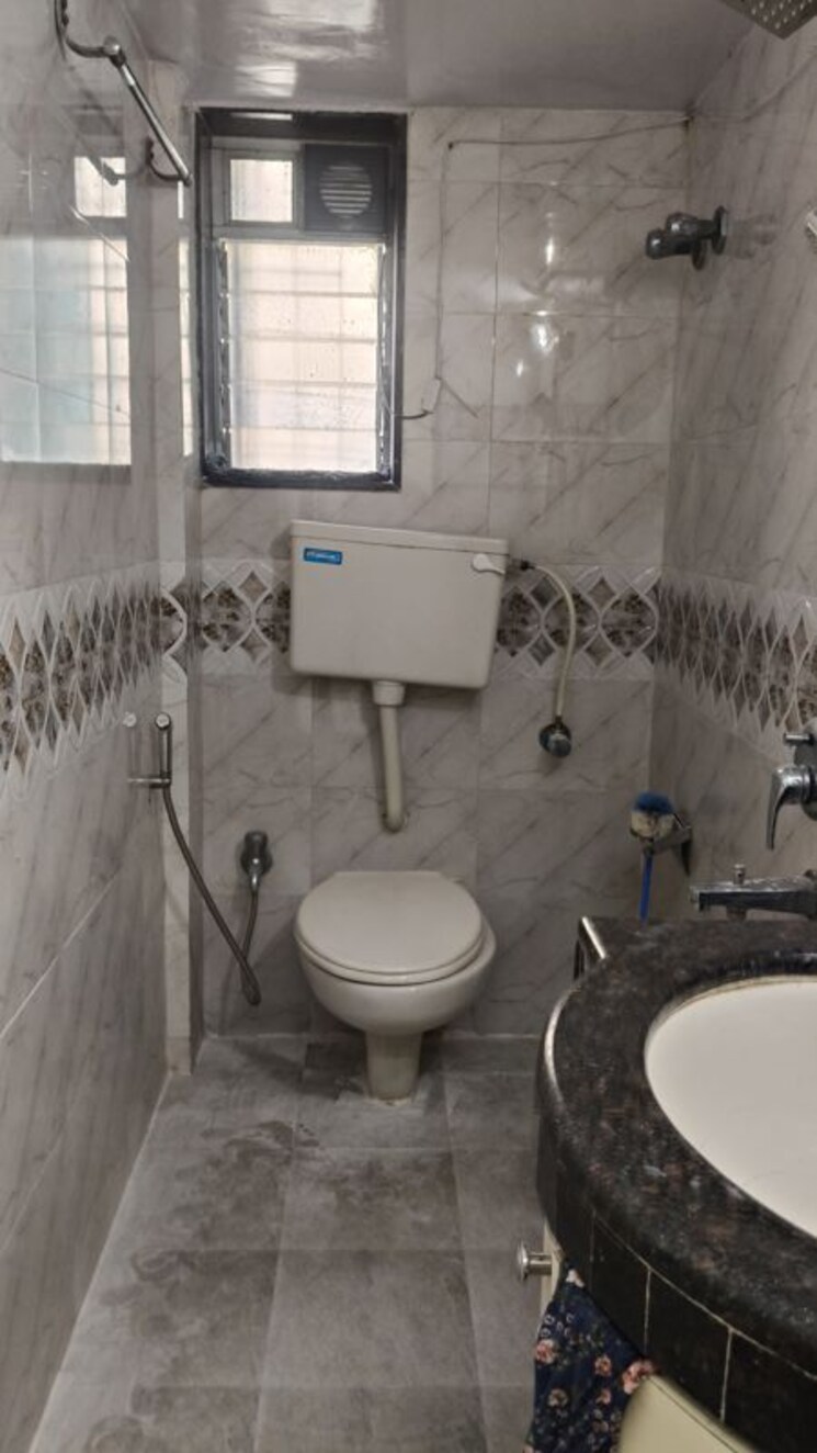 Bathroom, miramar-chs 2 Bedroom 850 Sq.Ft. Apartment In Dadar West Mumbai 9787324