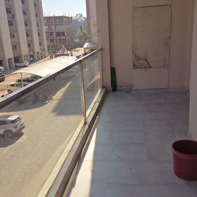 Balcony, motia-royal-citi-apartments 3 Bedroom 1910 Sq.Ft. Apartment In Nagla Road Zirakpur 9787325