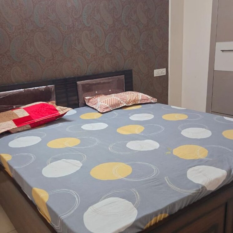 Bedroom, motia-royal-citi-apartments 3 Bedroom 1910 Sq.Ft. Apartment In Nagla Road Zirakpur 9787325