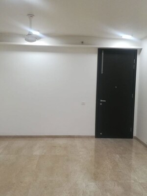 Room in 2.5 BHK Apartment at Hiranandani Atlantis, Powai – for Rent