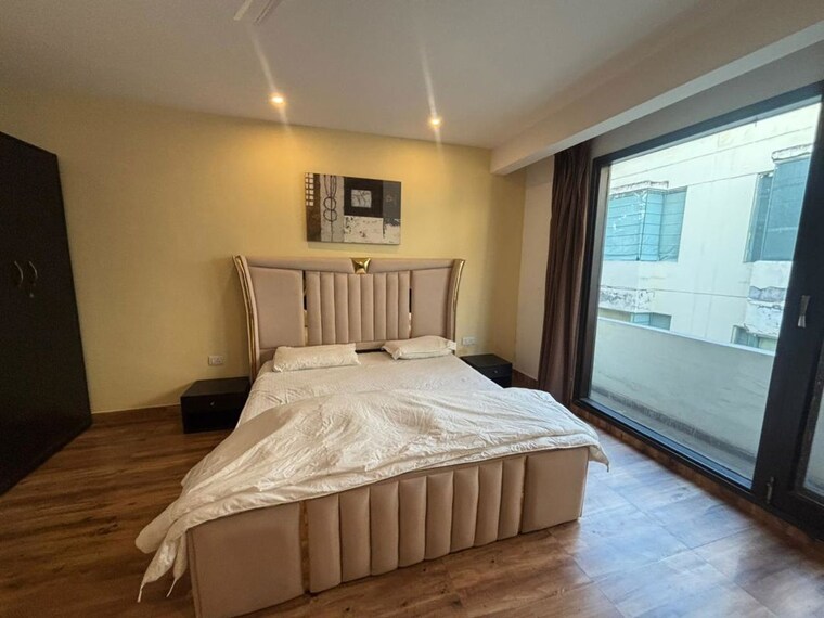 Bedroom, pamposh enclave 1 RK 90 Sq.Yd. Builder Floor In Pamposh Enclave Delhi 9787335