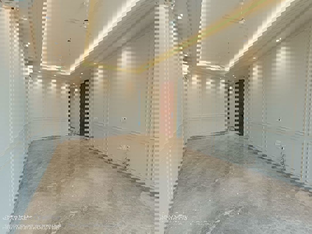 3 BHK + Pooja Room,Servant Room Builder Floor For Rent in Greater Kailash II