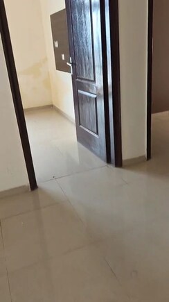 3 BHK + Extra Room Apartment For Sale in Omaxe R2