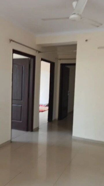 Building Lobby in 3 BHK Apartment at Omaxe R2, Gomti Nagar – for Sale