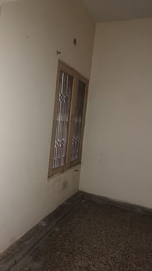 Room in 1 RK Builder Floor at Indira Nagar – for Rent