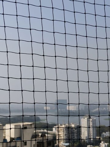 Master Bedroom in 4 BHK Apartment at Raj Grandeur, Powai – for Rent