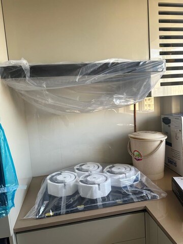 Team Area in 2 BHK Apartment at Hiranandani Highland, Powai – for Rent