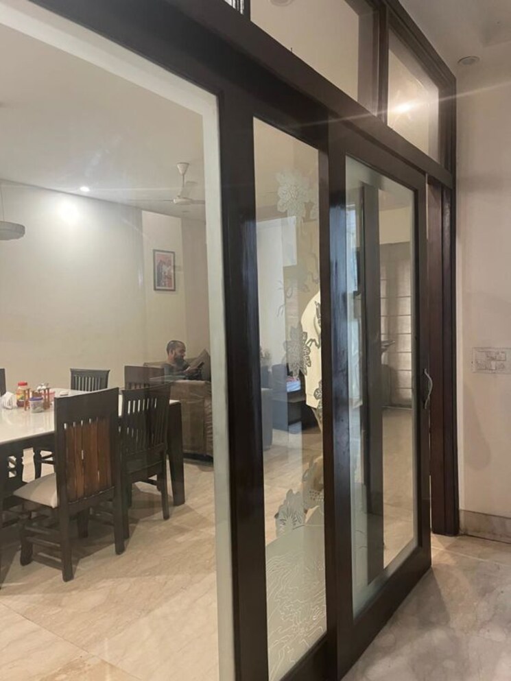 undefined, panchsheel park 4 Bedroom 500 Sq.Yd. Builder Floor In Panchsheel Park Delhi 9787389