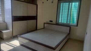 Room in 3 BHK Apartment at Film Nagar – for Rent