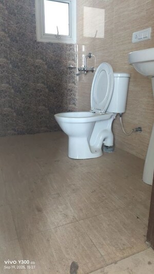 Attached Bathroom in 2 BHK Apartment at Omaxe Residency II, Gomti Nagar – for Sale