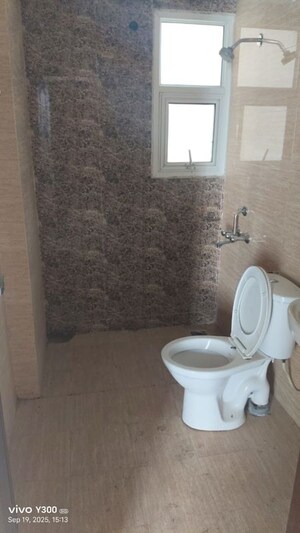 Bathroom in 2 BHK Apartment at Omaxe Waterscapes, Gomti Nagar – for Sale