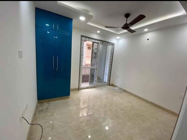 Room, saket 3 Bedroom 1500 Sq.Ft. Builder Floor In Saket Delhi 9787457