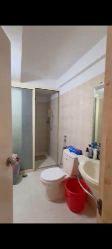 Bathroom in 2 BHK Apartment at Lokhandwala Galaxy, Byculla – for Sale