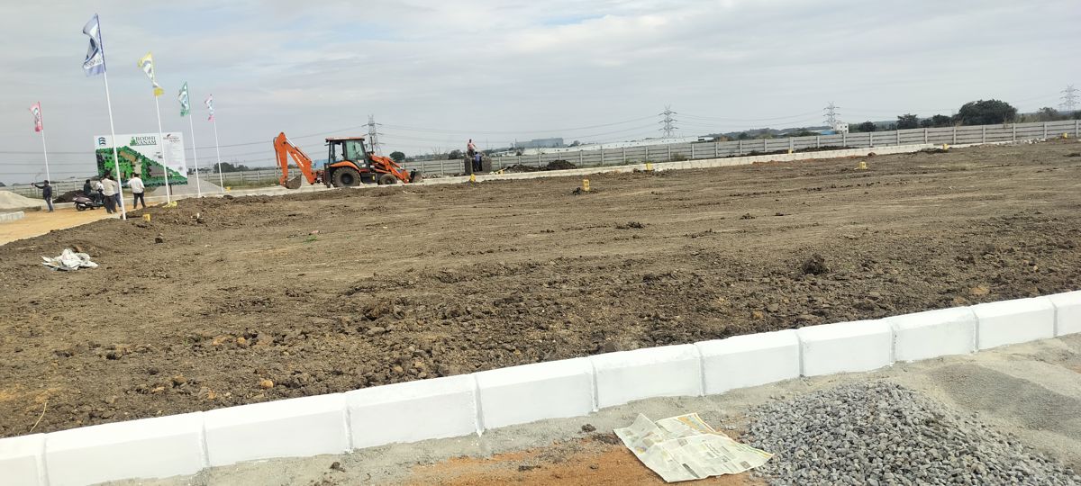 Plot For Sale in Eeshanya Heights