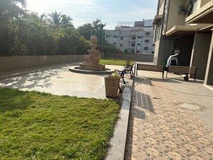 Balcony in 2 BHK Apartment at Chembur – for Rent