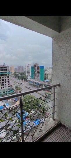 2 BHK + Study Room Apartment For Rent in MM Spectra
