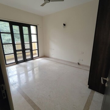 Room in 3 BHK Apartment at Prestige Silver Oak Apartment, Whitefield – for Sale