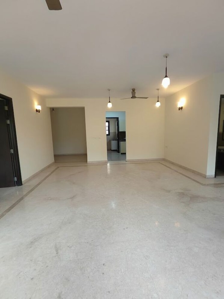 Room, prestige-silver-oak-apartment 3 Bedroom 2411 Sq.Ft. Apartment In Whitefield Bangalore 9787504