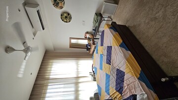 Room in 2 BHK Apartment at Hiranandani Castle Rock, Powai – for Rent