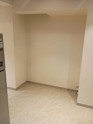 Room in 2 BHK Apartment at Chembur – for Rent