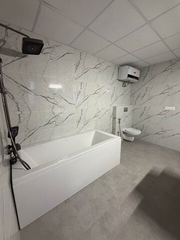 Bathroom in 5 BHK Penthouse at Omaxe Lake, North Mullanpur – for Sale