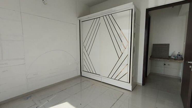 Room, peninsula-celestia-spaces 2 Bedroom 840 Sq.Ft. Apartment In Parel Mumbai 9787548