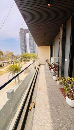 Balcony in 1 BHK Apartment at DLF Cyber Park, Sector 20 – for Rent