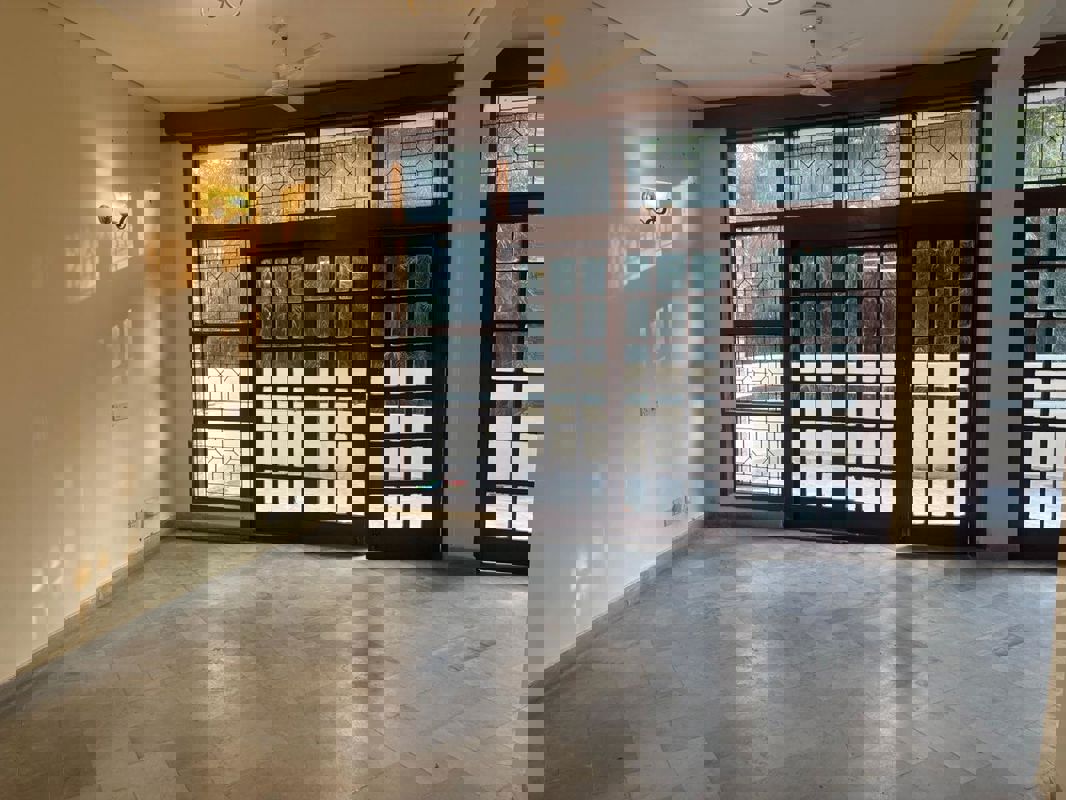 3 BHK Builder Floor For Rent in Panchsheel Enclave