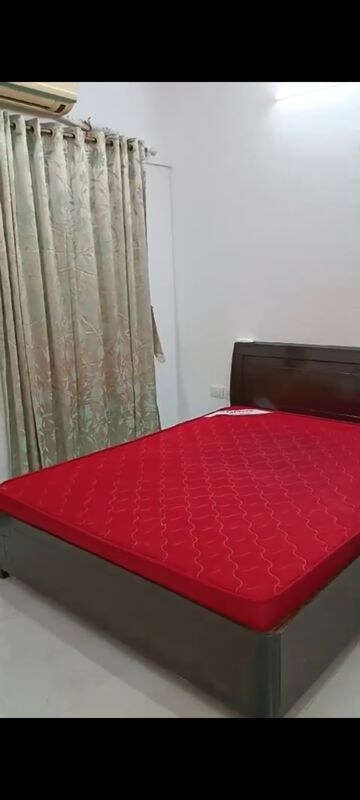 Bedroom in 1 BHK Apartment at Sheth Vasant Oasis, Andheri East – for Rent