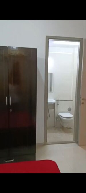 Master Bedroom in 1 BHK Apartment at Sheth Vasant Oasis, Andheri East – for Rent