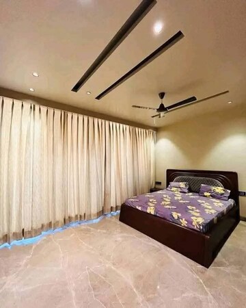 Bedroom in 2 BHK Apartment at DLF Cyber Park, Sector 20 – for Rent