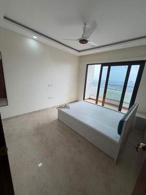 Room in 3.5 BHK Apartment at Valmark Apas, Hulimavu – for Rent