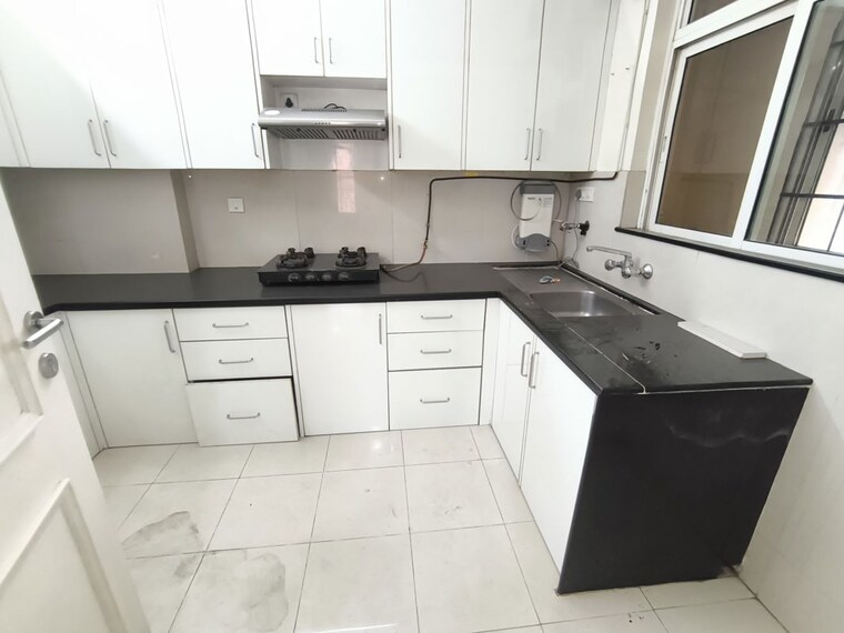 Kitchen, hiranandani-estate 3 Bedroom 1170 Sq.Ft. Apartment In Ghodbunder Road Thane 9787618