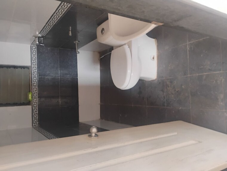 Bathroom, goel-ganga-amrut-ganga 2 Bedroom 995 Sq.Ft. Apartment In Sinhagad Pune 9787620