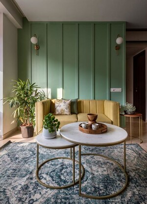 Bedroom in 2 BHK Apartment at Hiranandani Castle Rock, Powai – for Rent