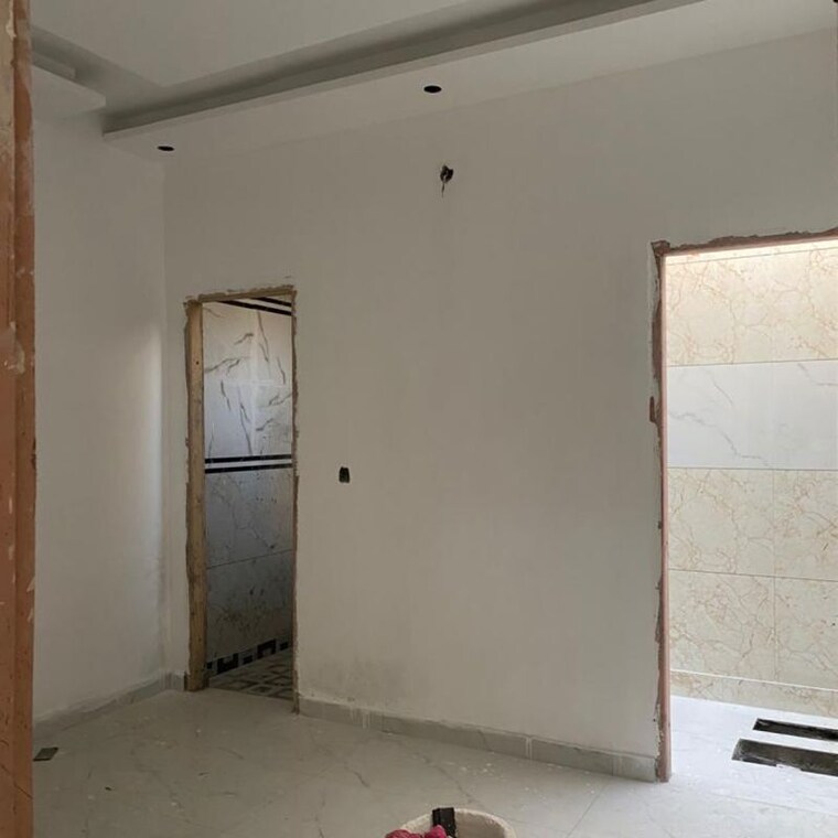 Room, pallavpuram 3 Bedroom 109 Sq.Yd. Independent House In Pallavpuram Meerut 9787638