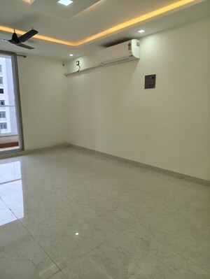 Room in 2 BHK Apartment at New Mhada Colony Powai, Powai – for Rent