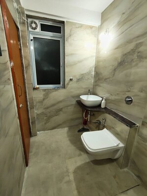 Master Bedroom in 2 BHK Apartment at New Mhada Colony Powai, Powai – for Rent