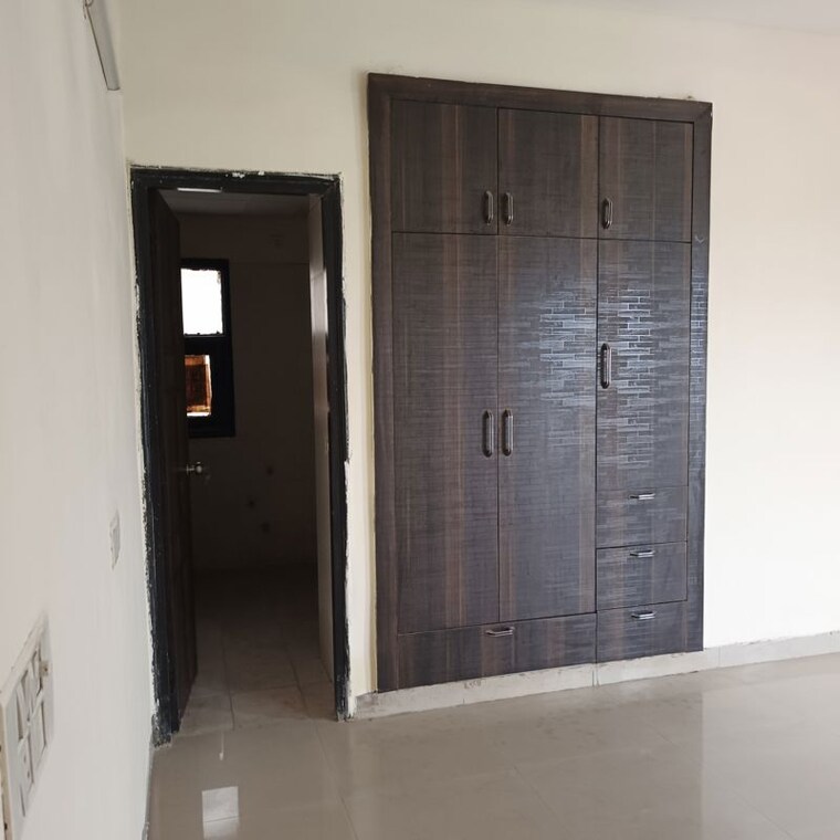 Room, rps-savana 2.5 Bedroom 1339 Sq.Ft. Apartment In Sector 88 Faridabad 9787673