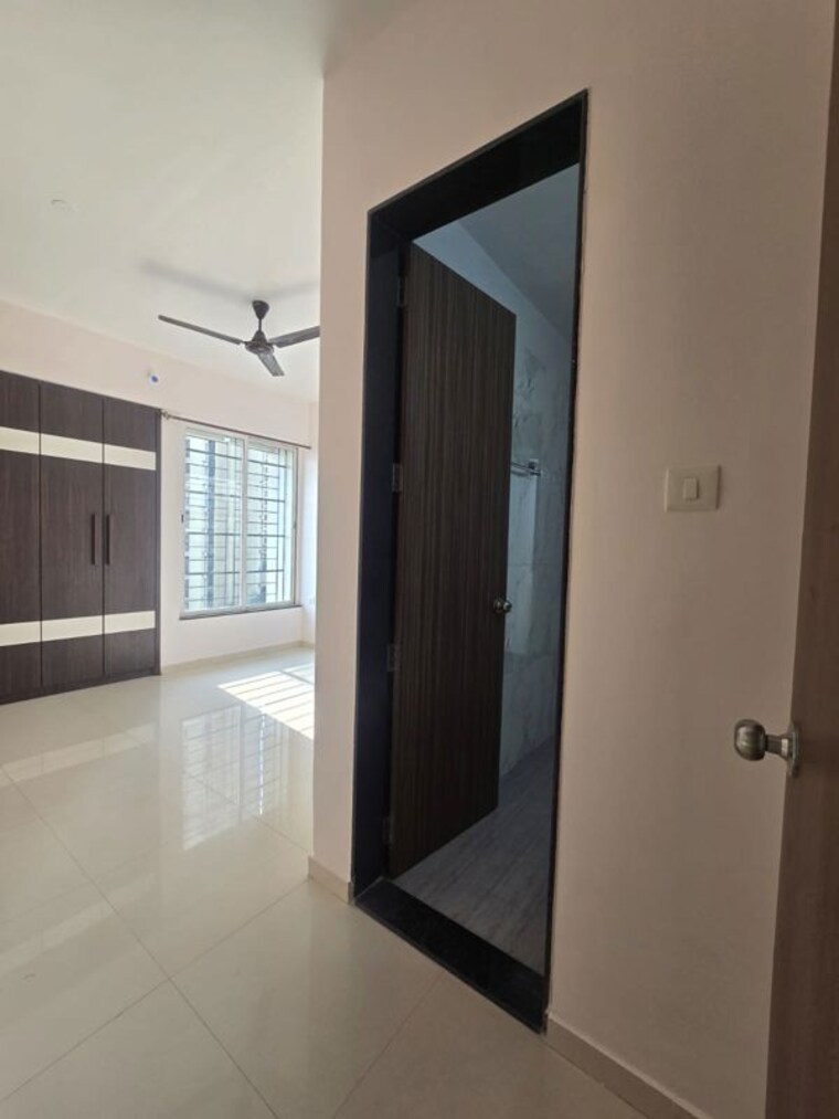 Room, vasant-fiona 3 Bedroom 833 Sq.Ft. Apartment In Pokhran Road No Two Thane 9787703