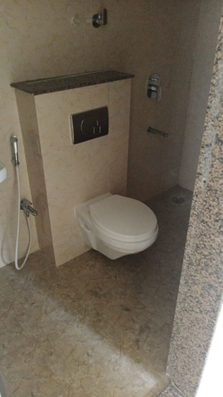 Bathroom, sai-krupa-skylon-suburbia 1 Bedroom 416 Sq.Ft. Apartment In Kandivali West Mumbai 9787715