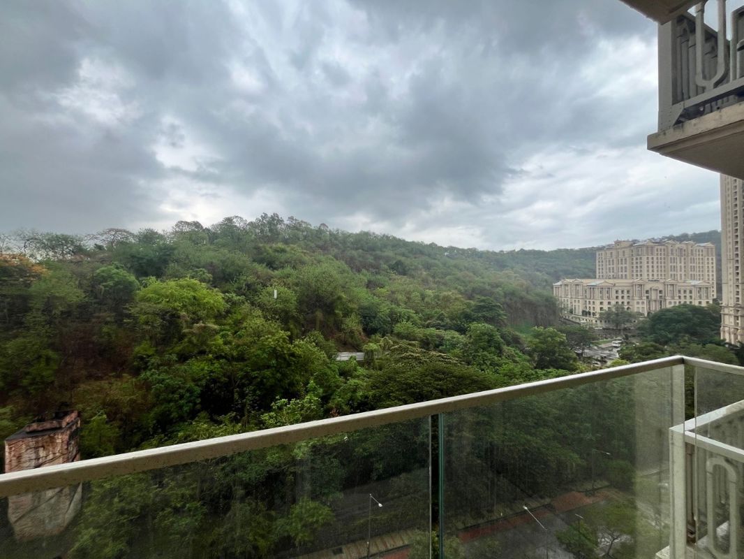 2 BHK + Pooja Room Apartment For Rent in Hiranandani Castle Rock