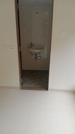 Furnished Amenities in 1 BHK Apartment at Sai Krupa Skylon Suburbia, Kandivali West – for Sale